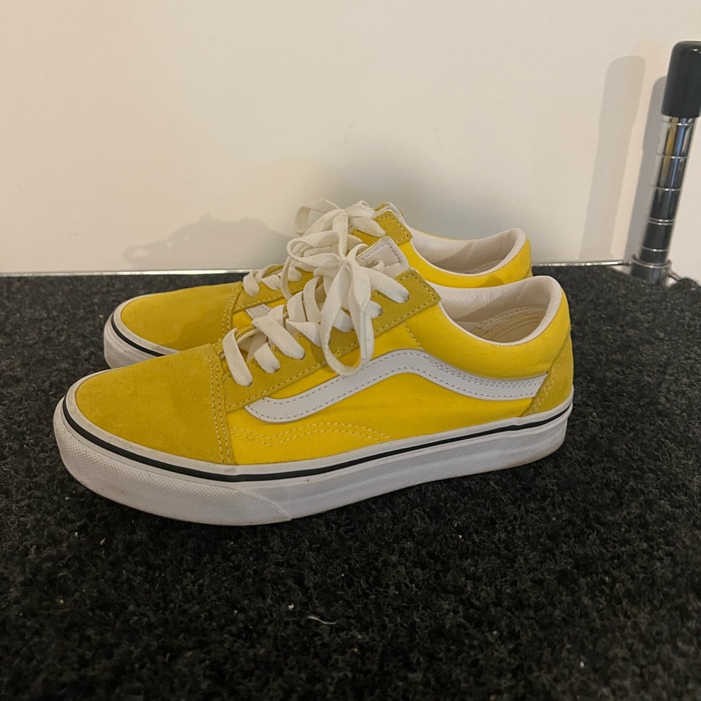 Like New Yellow Vans Size 7